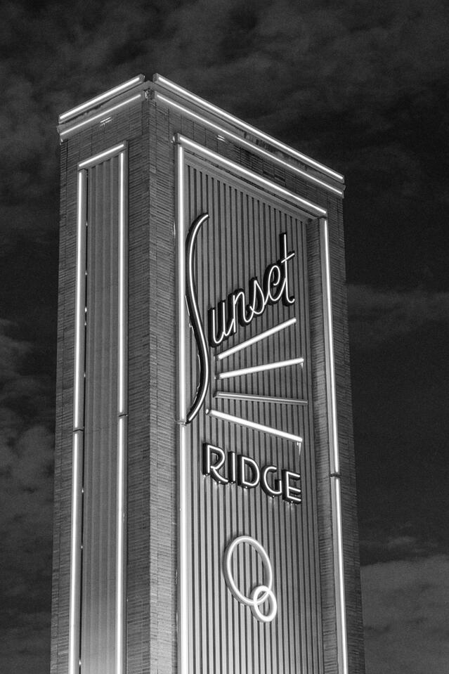 Sunset Ridge Shopping Center in Alamo Heights
